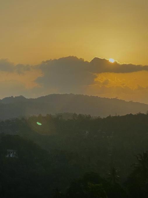 Kandy Hill Escape Luaran gambar