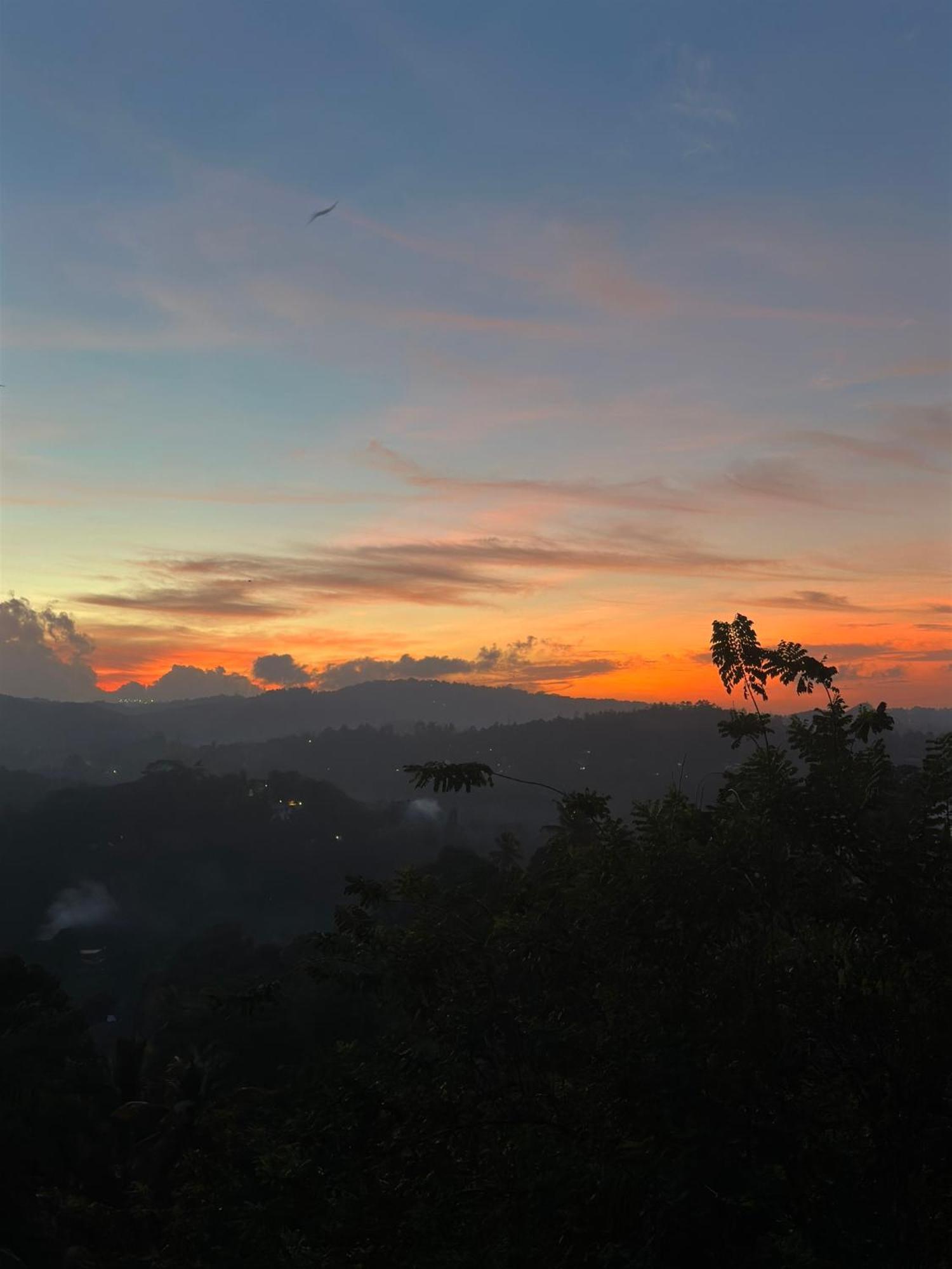 Kandy Hill Escape Luaran gambar