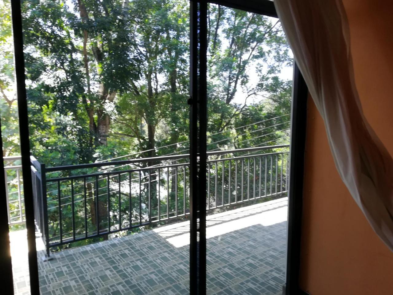 Kandy Hill Escape Luaran gambar